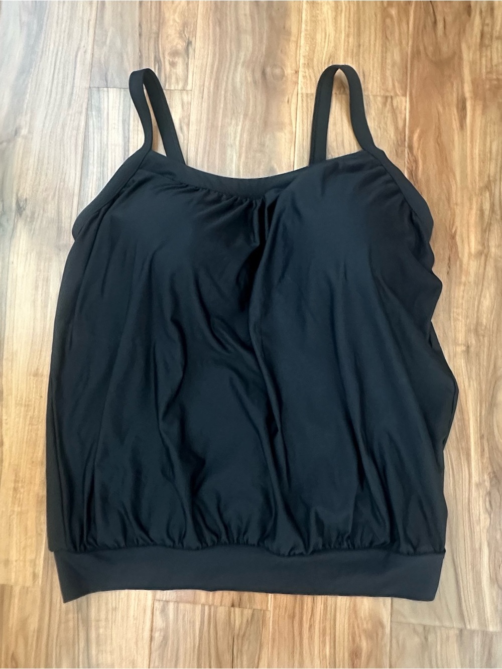 Gently Worn Women’s Lands’ End Navy Paisley Swim Tank Top - Black